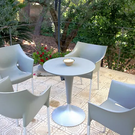La Piccola Bed & Breakfast