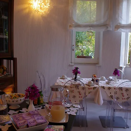 Bed & Breakfast La Piccola